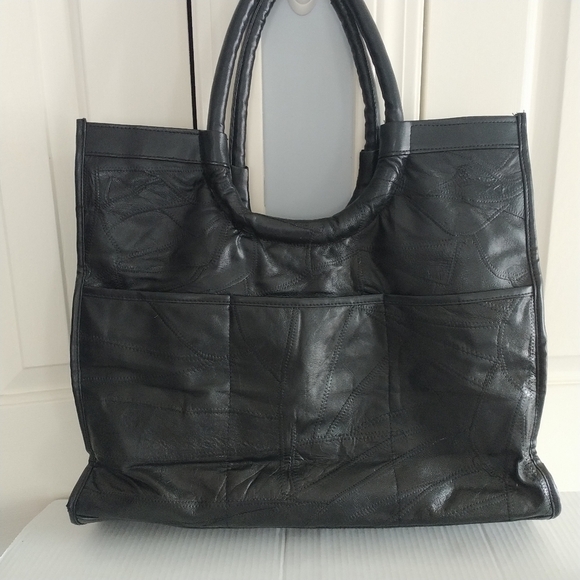 Navarre Leather Co. Oversized Black Leather Tote - Picture 12 of 12